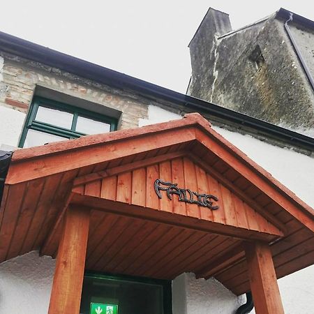 Galway Glamping Hotell Tuam Exteriör bild